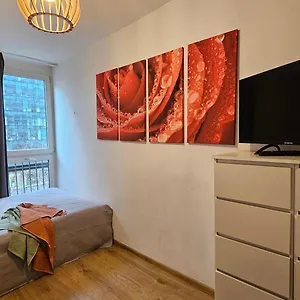 Grzybowska 9 , Warszawa Polska