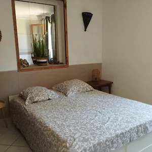 villa-embuscade.fr-provencehotel.com/