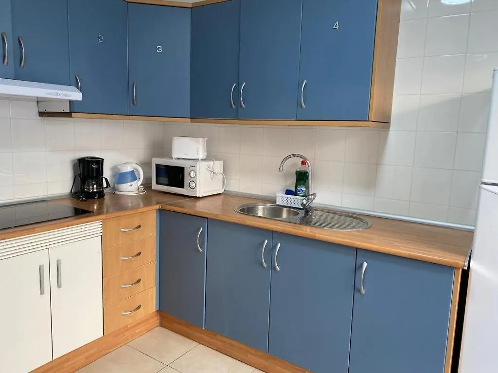 Nice Rooms In A Shared Apartment In The Centre Of Corralejo Habitaciones En Piso Compartido Kwatera prywatna