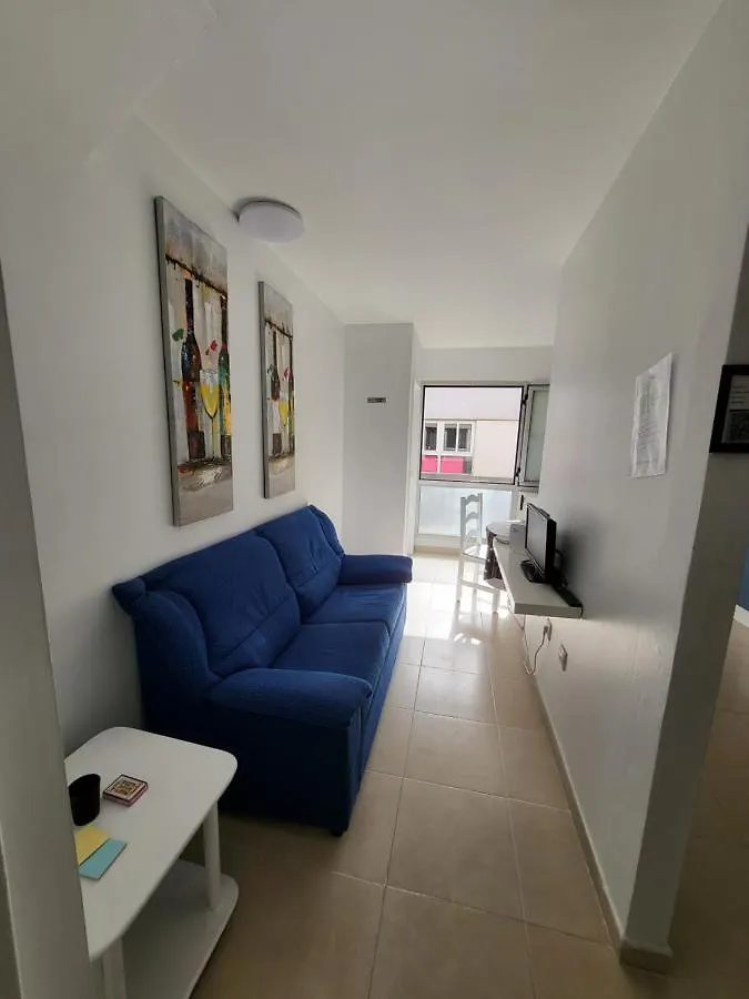 Nice Rooms In A Shared Apartment In The Centre Of Corralejo Habitaciones En Piso Compartido Homestay